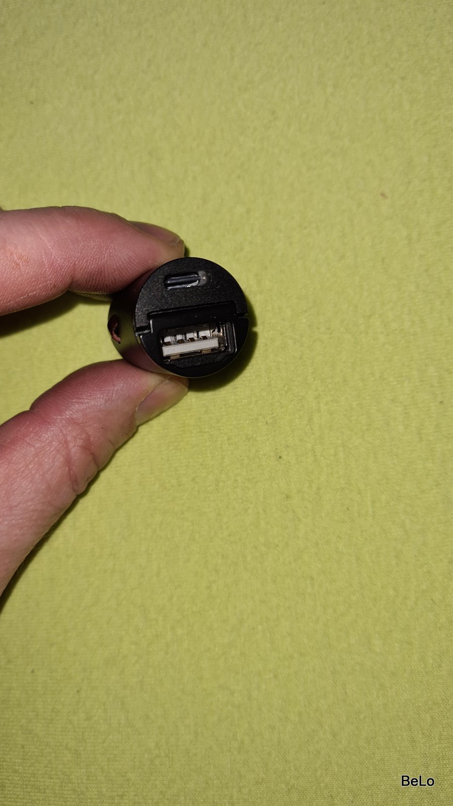 USB Lader für die 12V Dosen