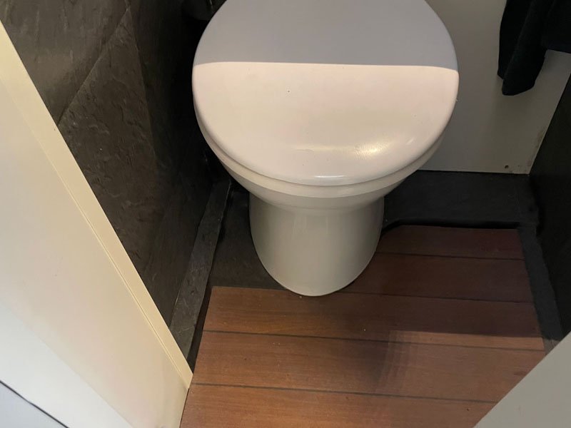 Toilette-2.jpg